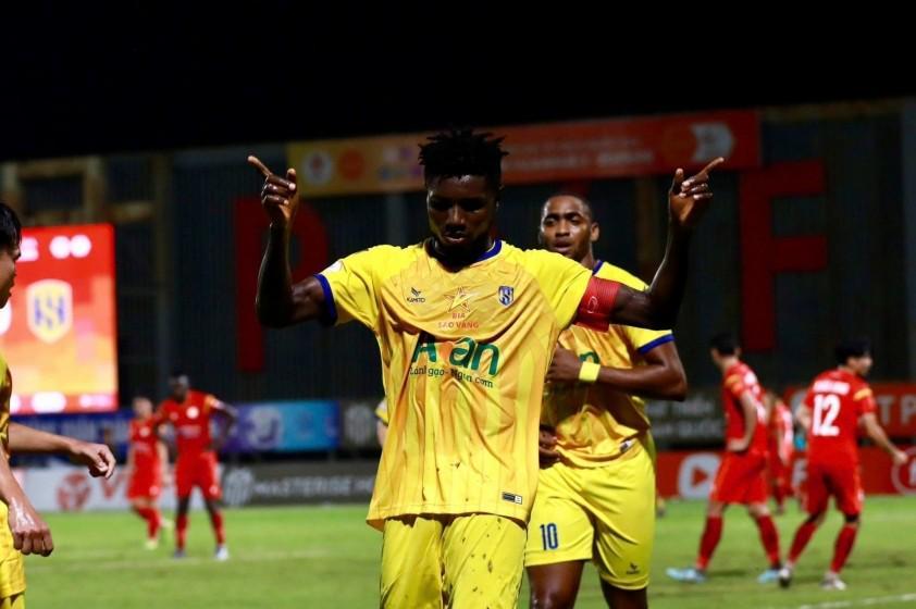 开云体育-中国官网登录入口-越南媒体：29岁尼日利亚籍球员奥拉哈已经申请入籍越南