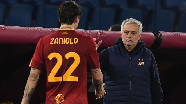 开云体育-中国官网登录入口-穆帅：扎尼奥洛一直说想离队 但看样子他会留下