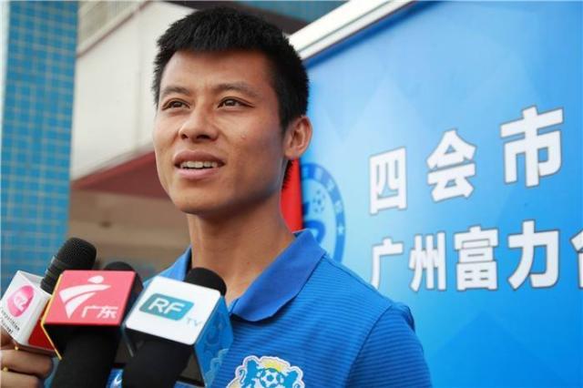 Kaiyun开云官方网站中国登录-广州城官方：陈志钊热身赛中手掌骨折 将休息3-4周