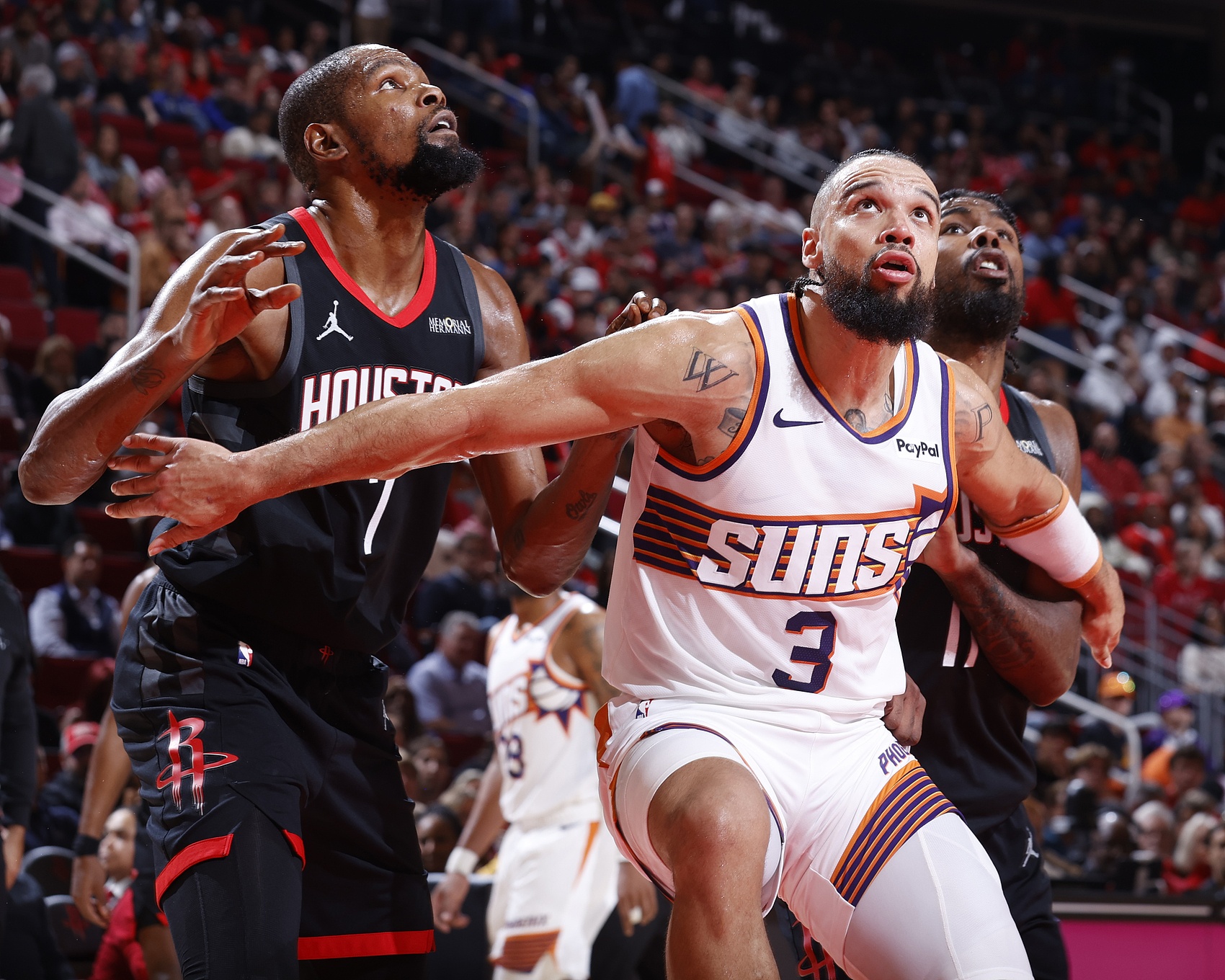 开云体育-中国官网登录入口-有理有据！KD生涯最差季场均20.3分4.4板 狄龙最佳季20.2分3.6板